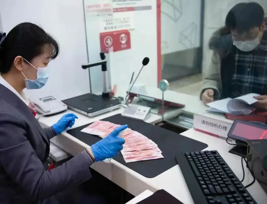 女子银行存5万被要求出具收入证明?储户:像在审问(图1) 23.jpg